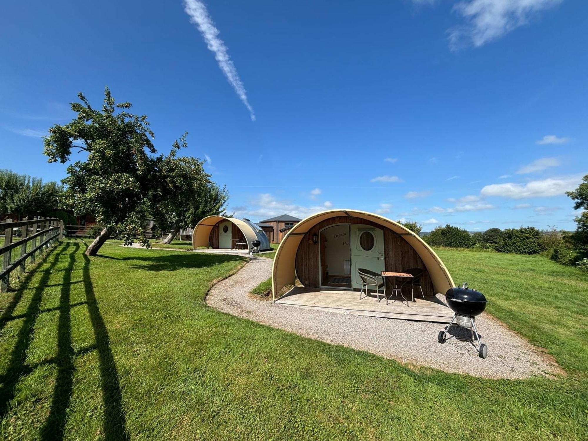 Middlewick Holiday Cottages Гластонбері Екстер'єр фото